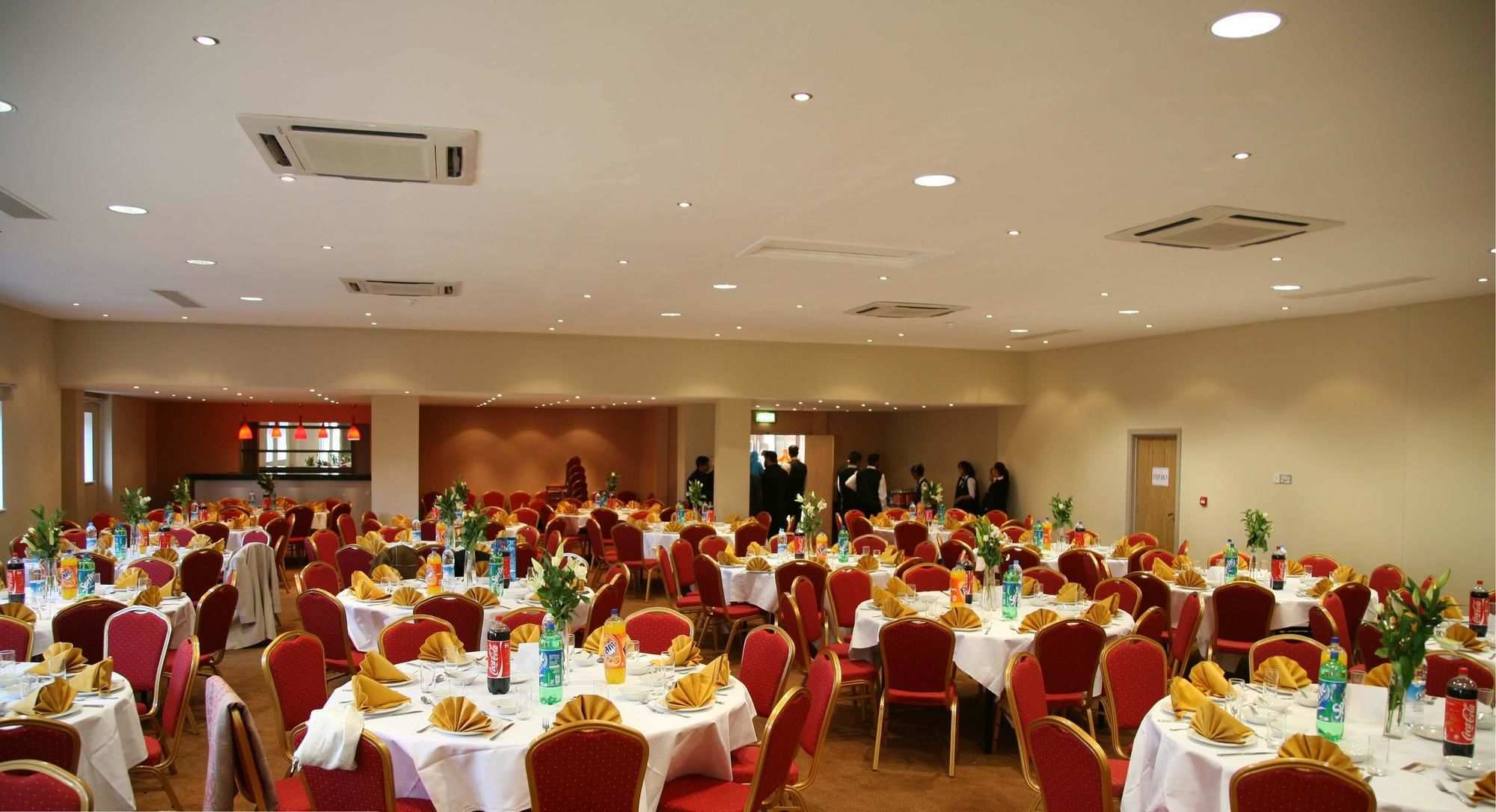 The Luton Hotel Kültér fotó